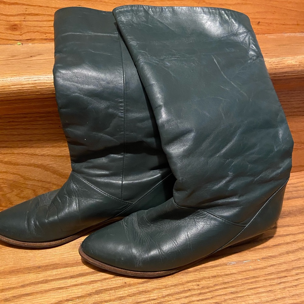 Green ankle boots size 6.  Genuine Leather.